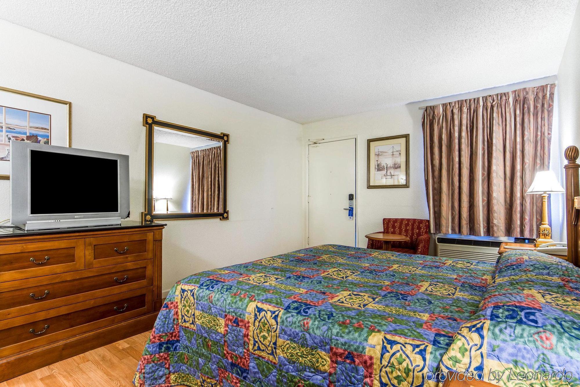 Rodeway Inn Vallejo Kültér fotó