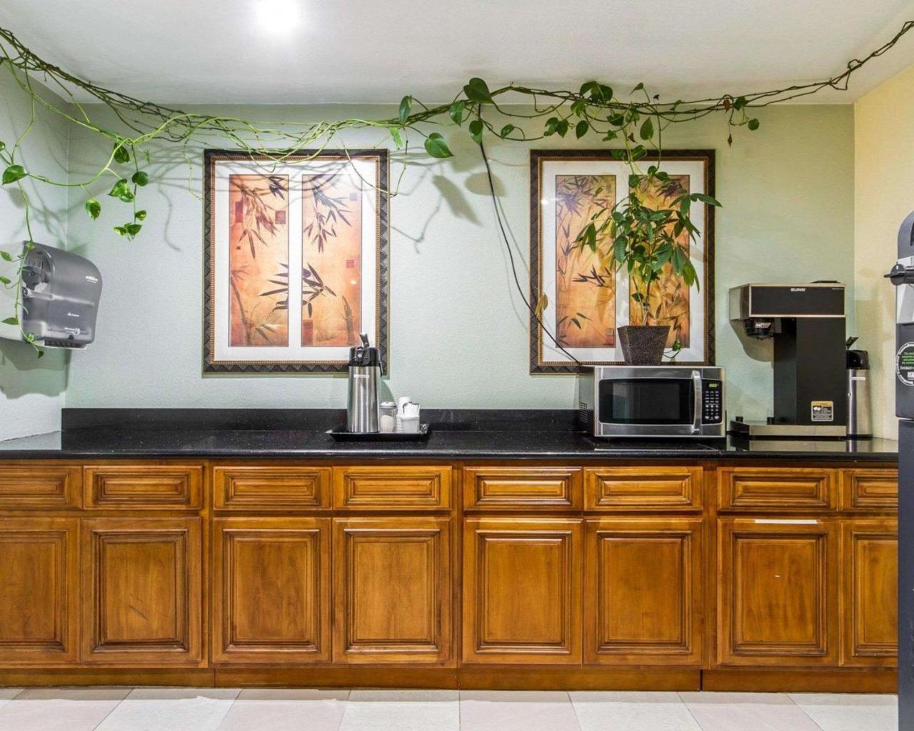 Rodeway Inn Vallejo Kültér fotó